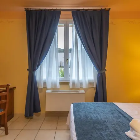 Hotel Hotiday Toscana Riparbella