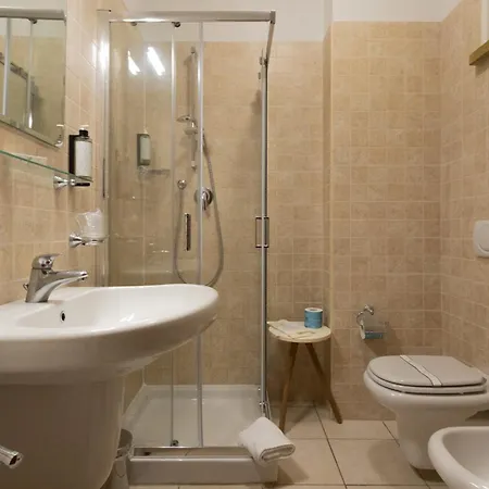Hotiday Toscana Hotel Riparbella